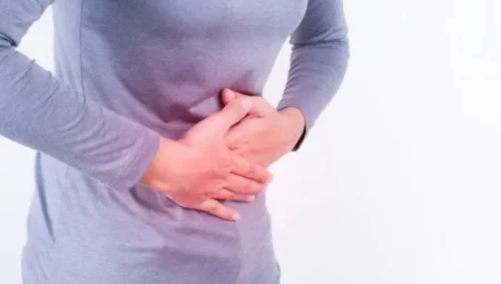 Anal Fissür Nedir? Makat Çatlağında Belirtiler ve Tedavi Seçenekleri